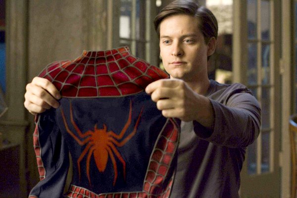Tobey Maguire puji penampilan Tom Holland