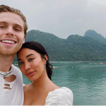 Luke Hemmings 5SOS Melamar Sang Pacar
