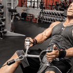 Alasan Dwayne Johnson Kencing Di Botol Saat Olahraga