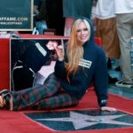 Nama Avril Lavigne Terukir di Bintang Hollywood Walk of Fame