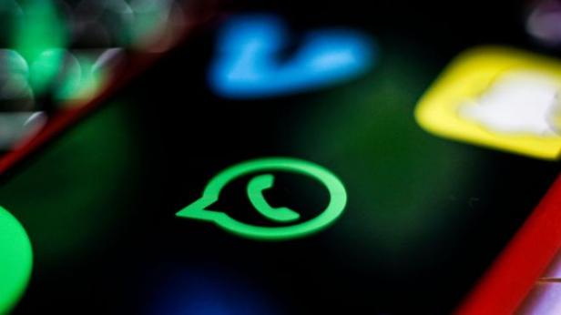 WhatsApp Uji Coba Fitur Voice Note Jadi Status