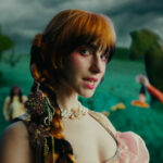 Paramore Rilis Klip “Running Out of Time”