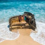 Melihat 3 Sisi Eksotis Pantai Nunggalan Bali