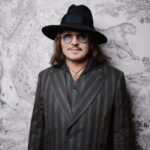 Johnny Depp Dikontrak Dior Rp296,4 Miliar, Catat Rekor BA Termahal