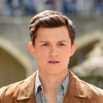 Tom Holland Umumkan Rehat dari Dunia Akting