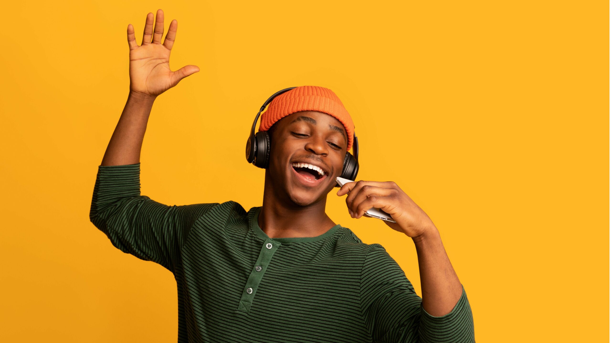 YouTube Uji Coba Pencarian Lagu Hanya dengan Bersenandung