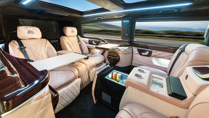 Rolls-Royce Tertabrak, Rashford Ganti Mobil V-Class Varian Termewah