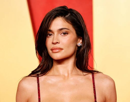 Kylie Jenner Rilis Lagu Pertama “Fourth Strike”, Awal Baru di Dunia Musik