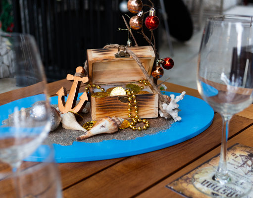 Sparkling Treasure : Liburan Akhir Tahun Bernuansa Tropis di Holiday Inn Baruna Bali