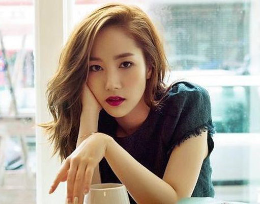 9 Warna Ash Brown untuk Kulit Sawo Matang Sesuai Undertone